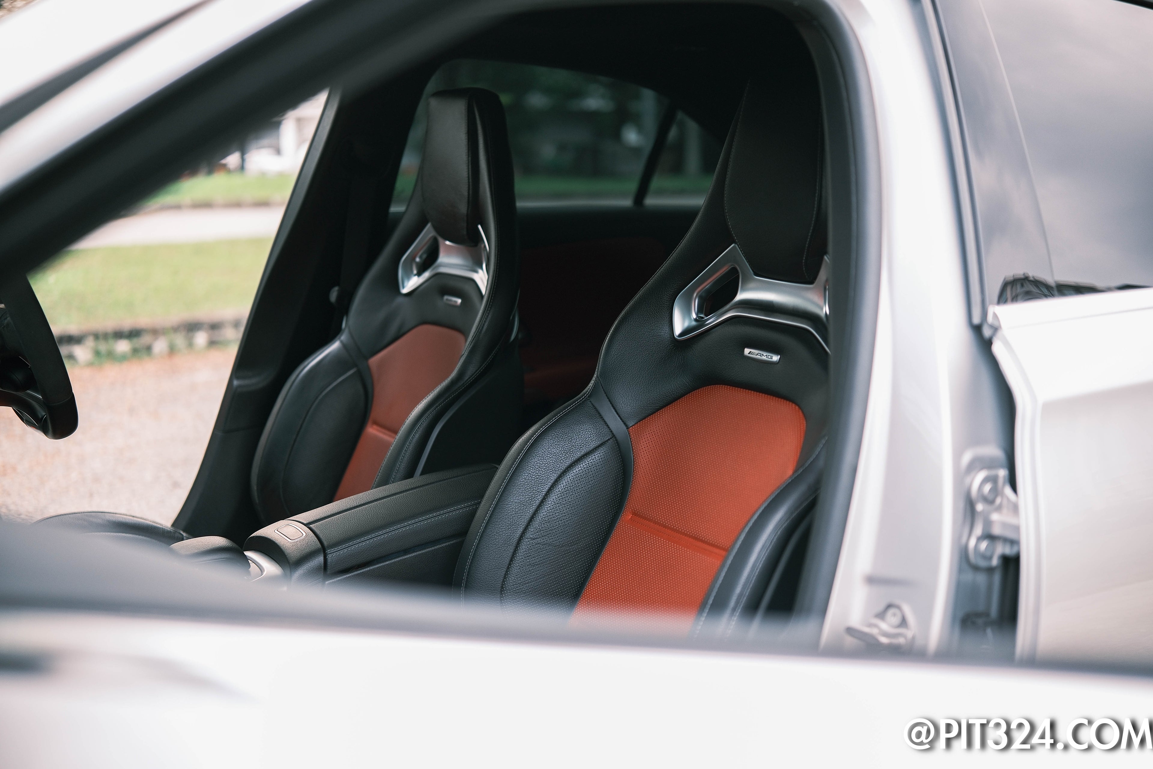MERCEDES-BENZ A35 AMG 4MATIC