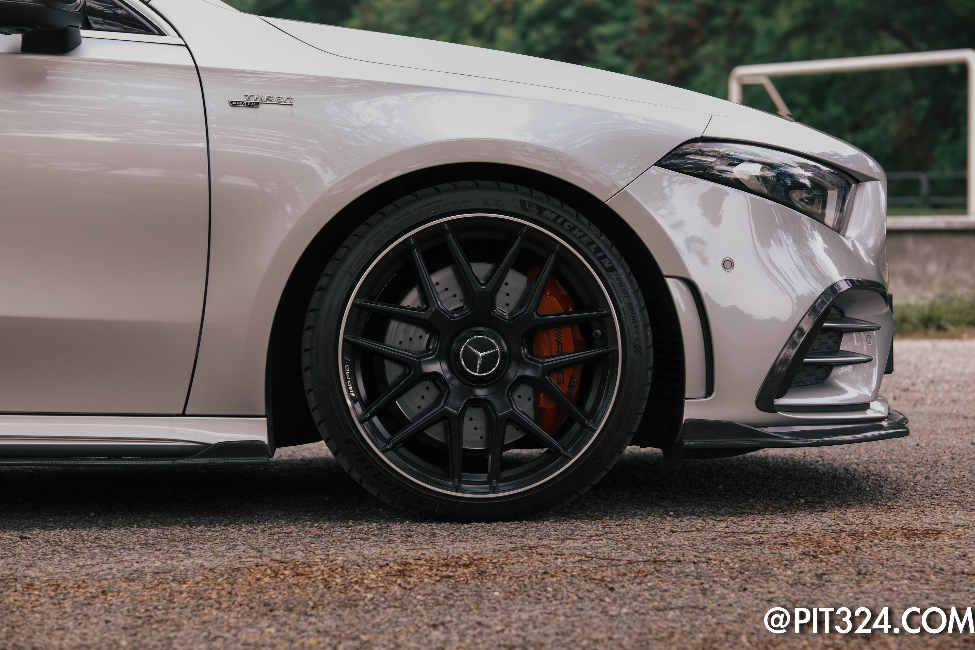 MERCEDES-BENZ A35 AMG 4MATIC