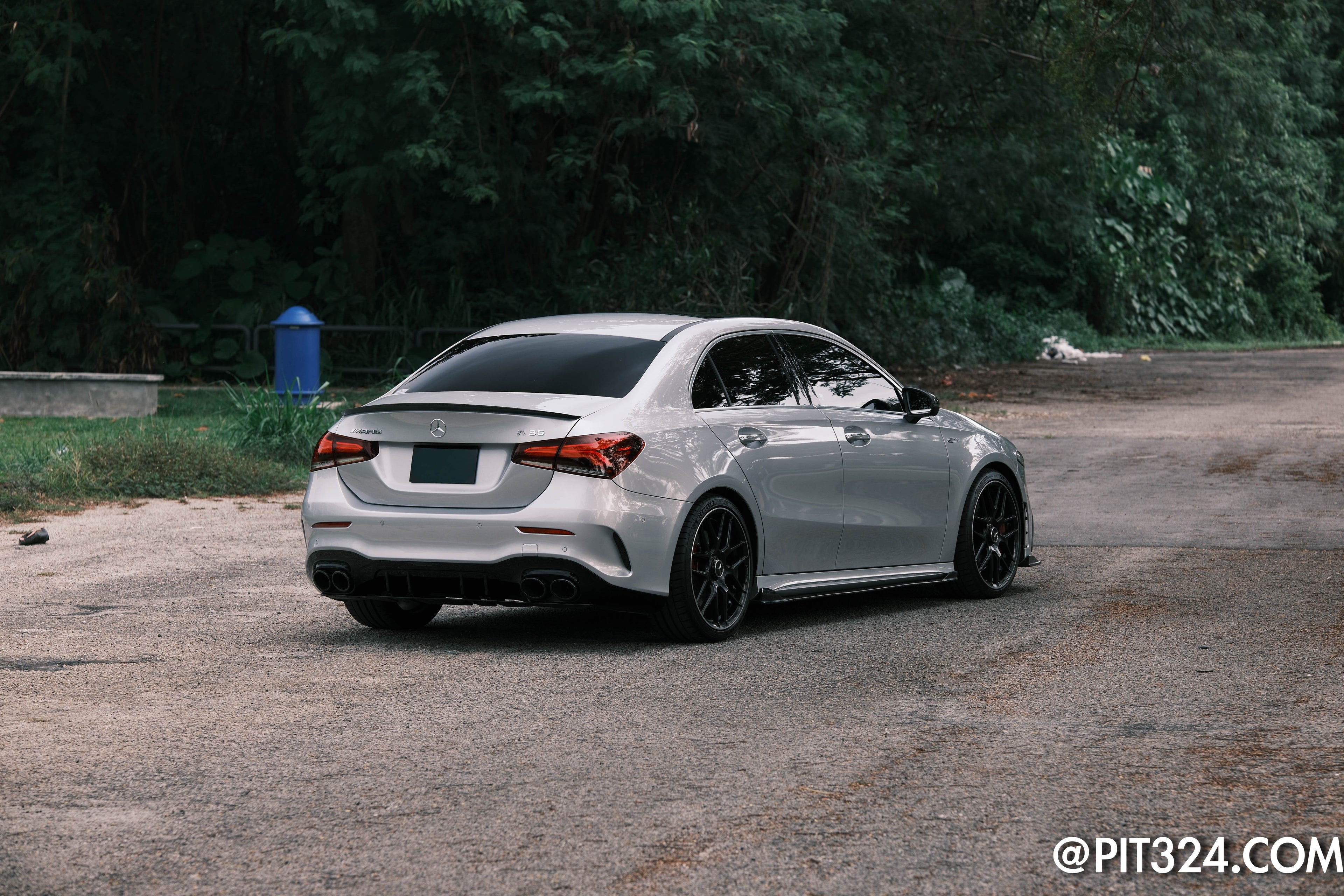 MERCEDES-BENZ A35 AMG 4MATIC