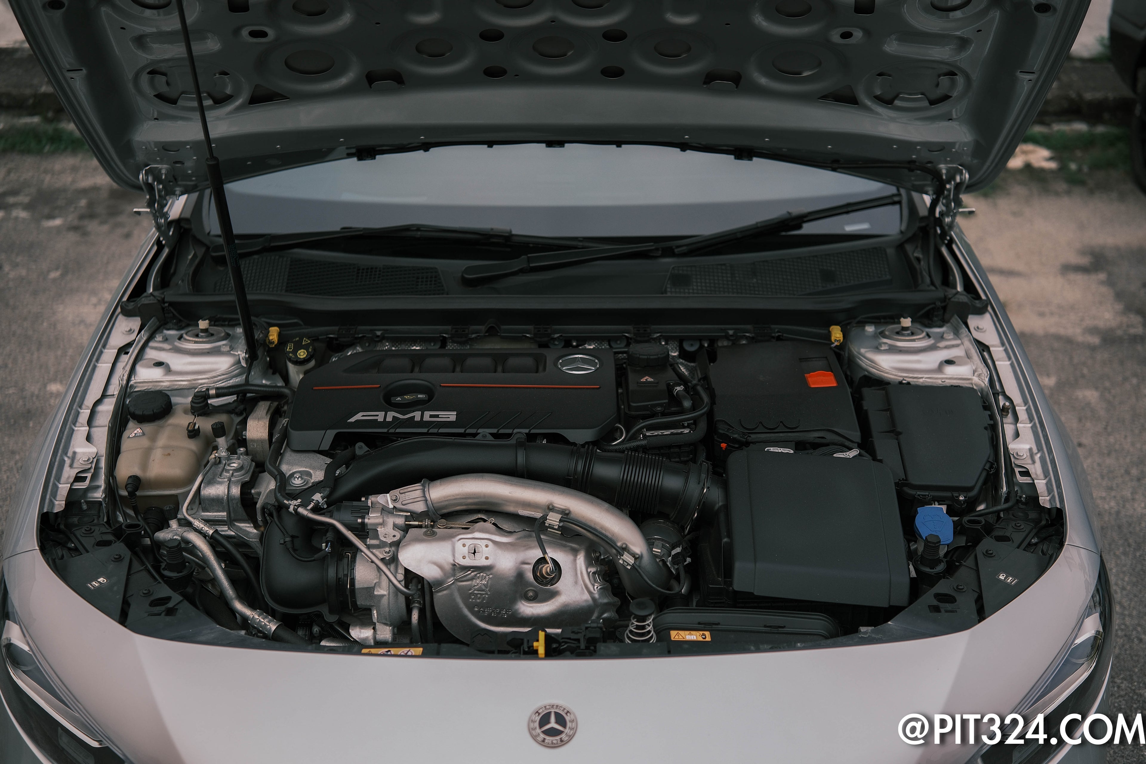 MERCEDES-BENZ A35 AMG 4MATIC