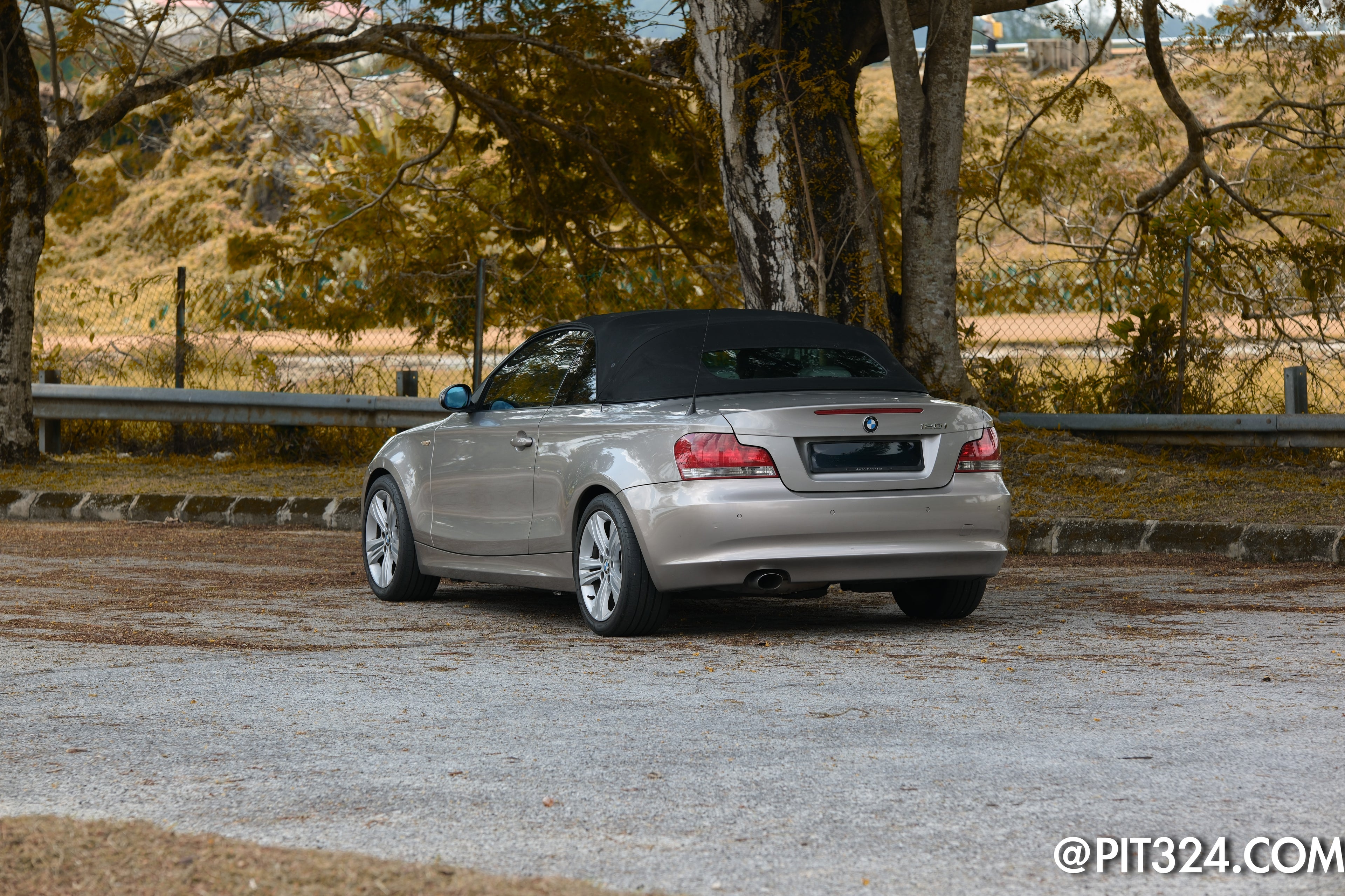 BMW 120i (E88) Cabriolet