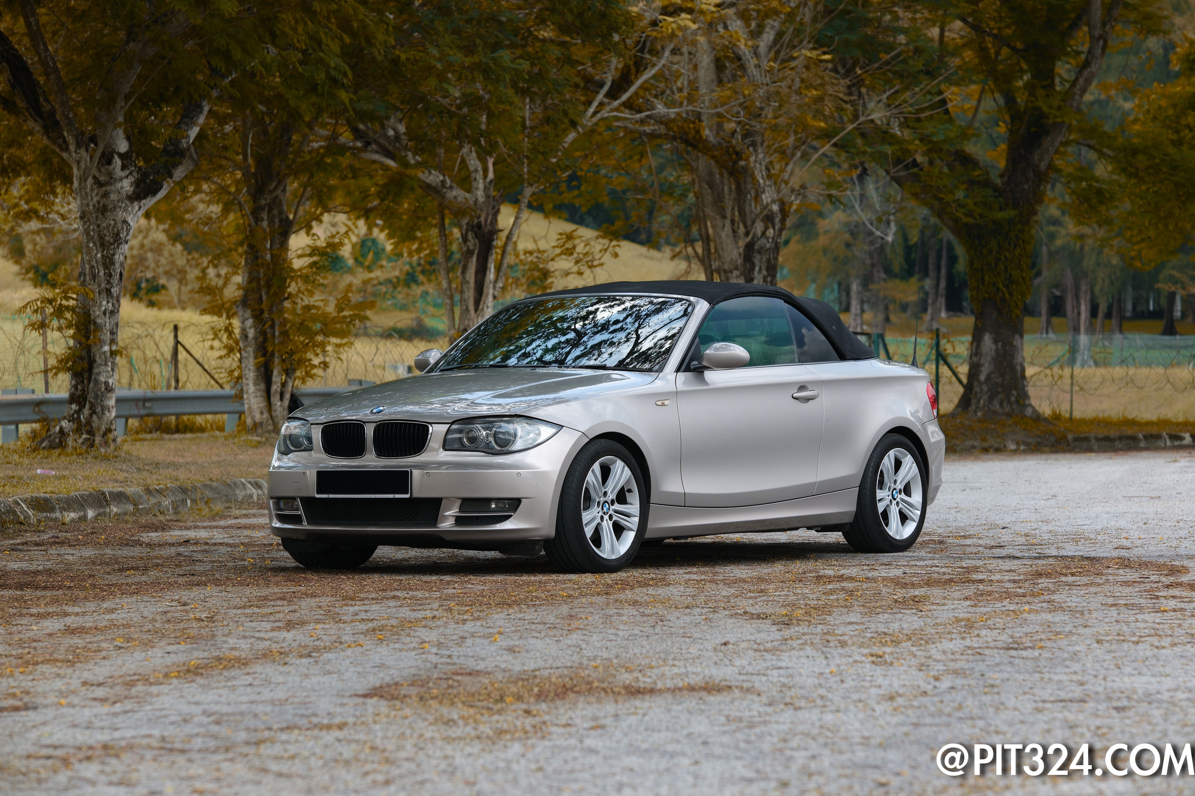 BMW 120i (E88) Cabriolet