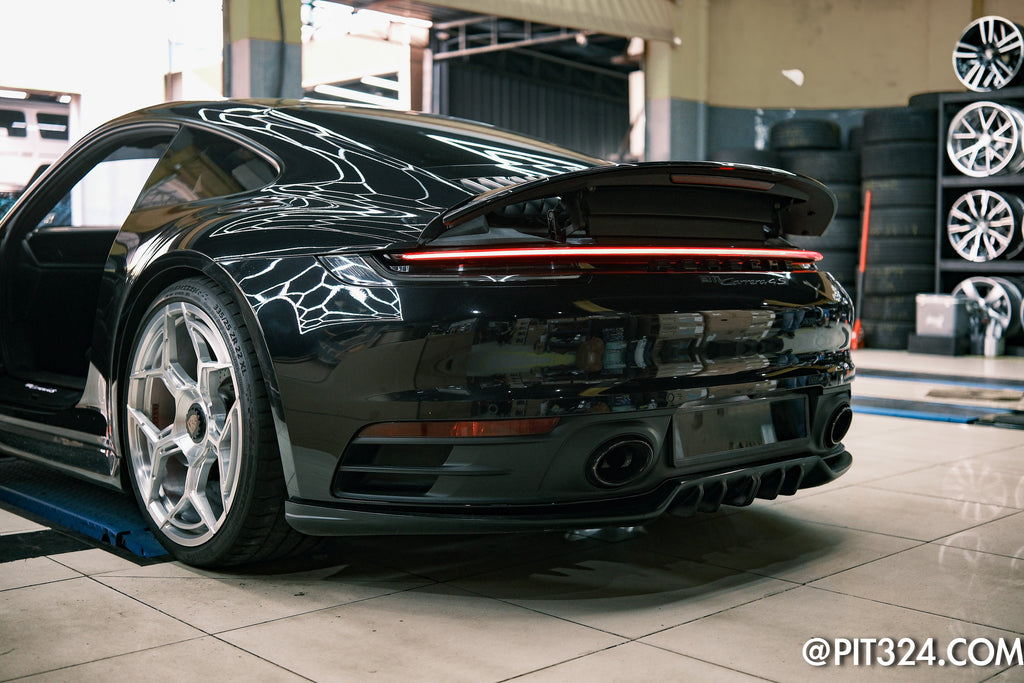 PORSCHE 911 CARRERA 4S (992)