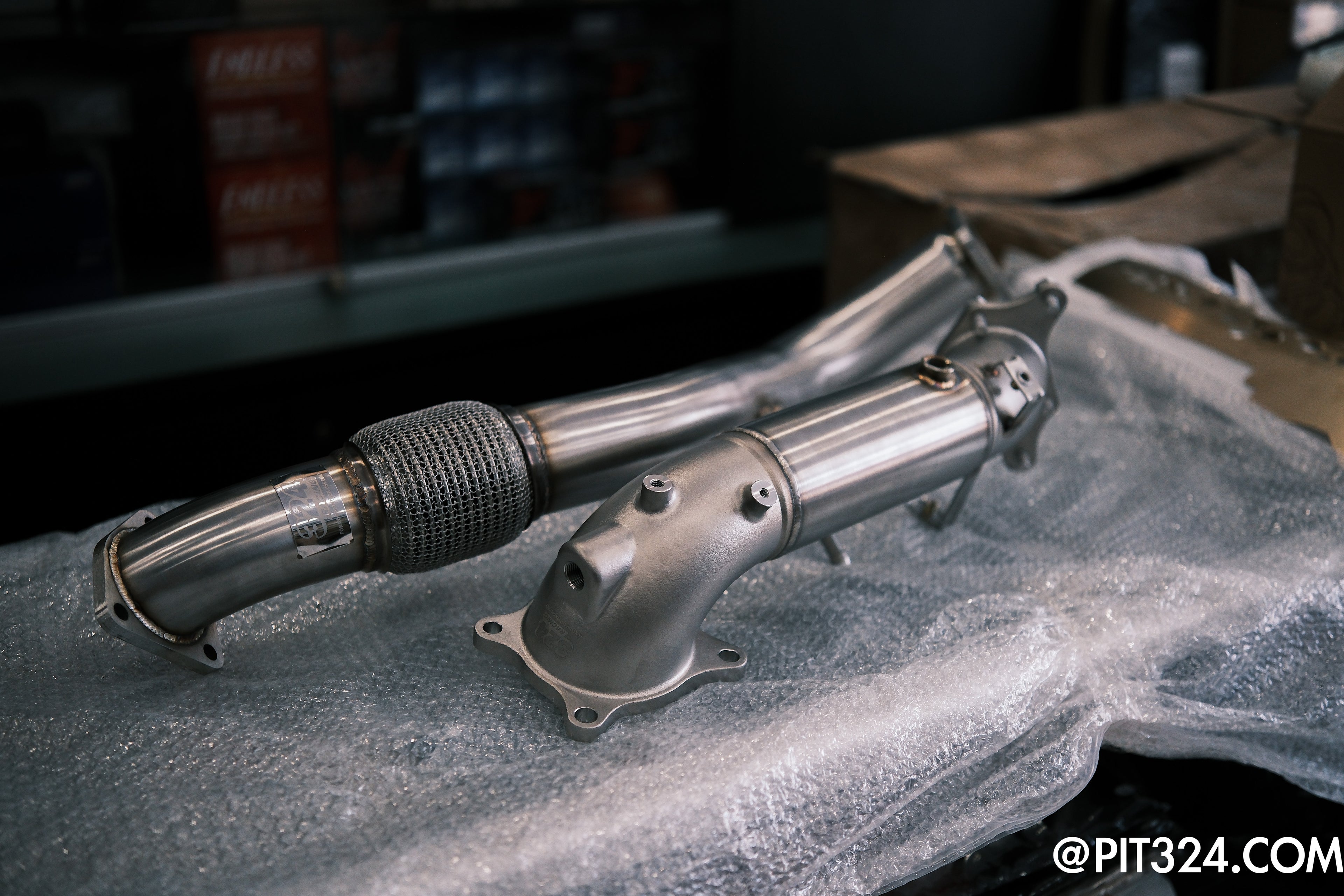 324RACING Civic Type R FK8 / FL5 Catless Downpipe & Frontpipe